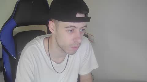 Snapshot of murcianito chatting on February 28, 1:01 pm murcianito online show from February 28, 1:01 pm