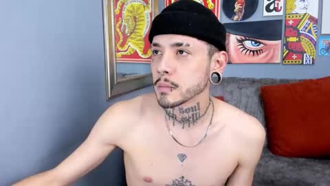 Snapshot of murdockh chatting on January 7, 3:42 am murdok online show from January 7, 3:42 am