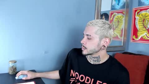 Snapshot of murdockh chatting on February 15, 9:55 pm murdok online show from February 15, 9:55 pm