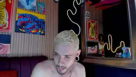 Snapshot of murdockh chatting on June 23, 2:09 am murdok online show from June 23, 2:09 am