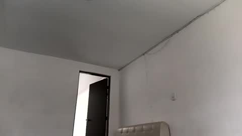 Snapshot of murfialdo chatting on December 14, 1:05 pm Sebastian online show from December 14, 1:05 pm