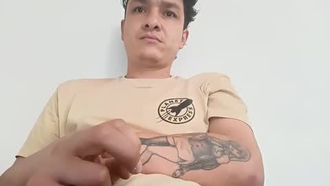 Snapshot of murfialdo chatting on December 16, 12:27 pm Sebastian online show from December 16, 12:27 pm