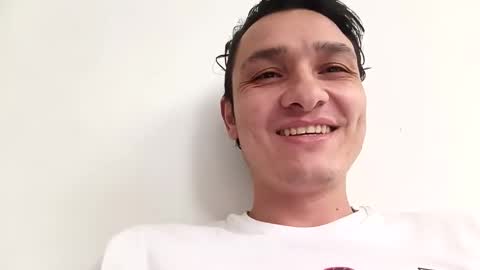 Snapshot of murfialdo chatting on December 28, 12:13 pm Sebastian online show from December 28, 12:13 pm