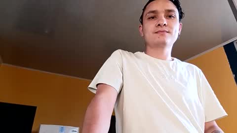 Snapshot of murfialdo chatting on January 12, 12:23 pm Sebastian online show from January 12, 12:23 pm