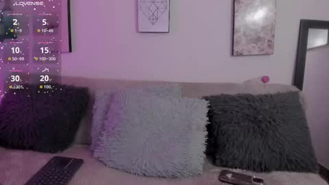 muriell_69 online show from October 4, 9:35 pm