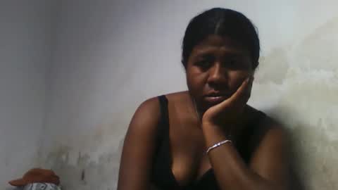 murielleee online show from May 13, 7:55 pm