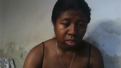 murielleee online show from May 19, 7:47 am