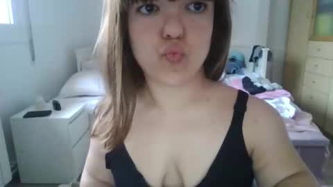 Snapshot of musasecret chatting on March 3, 3:40 pm musasecret online show from March 3, 3:40 pm