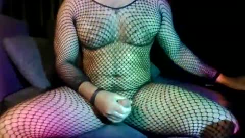 muscbttmbitch online show from May 18, 8:03 pm