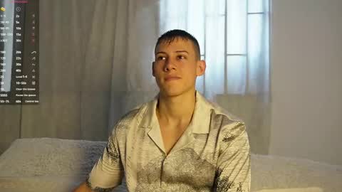 muscle_king_cum online show from November 17, 8:14 pm