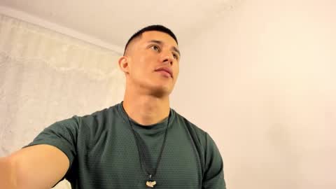 Muscle Man online show from November 20, 10:31 pm