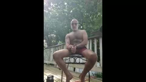 Snapshot of muscledadnz chatting on January 10, 4:14 am Muscledadnz online show from January 10, 4:14 am