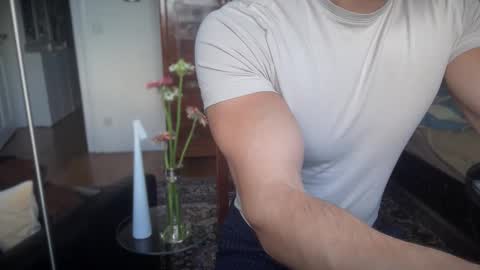 Snapshot of musclehair3 chatting on September 23, 10:18 am musclehair3 online show from September 23, 10:18 am