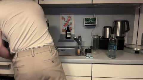 musclehair3 online show from March 30, 7:15 pm