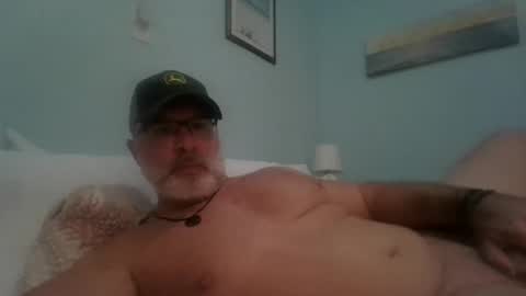 musclemeat41 online show from December 18, 7:09 pm