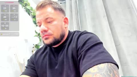 MuscleMonster31 online show from February 17, 5:58 am