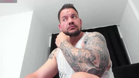 MuscleMonster31 online show from September 15, 1:05 am