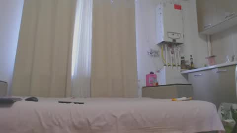 Snapshot of musclesqueen chatting on February 26, 2:57 pm MusclesQueen online show from February 26, 2:57 pm