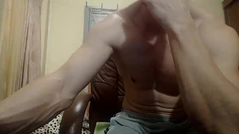 SexyMuscled online show from December 17, 11:22 pm