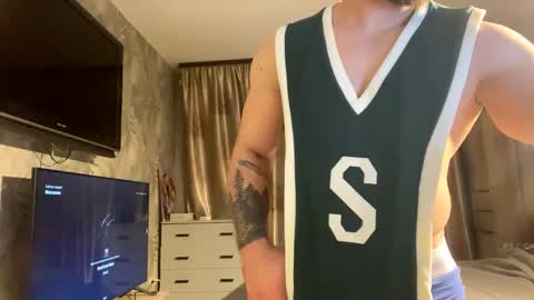 muscularjuggler online show from February 21, 3:57 pm