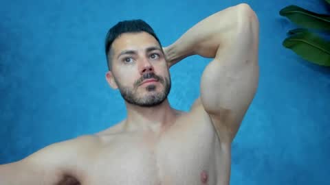 muscularmaster onlyfans online show from May 13, 9:39 am