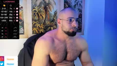 Snapshot of musculusx chatting on January 9, 1:18 am Musculus online show from January 9, 1:18 am