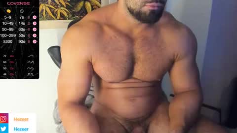 Snapshot of musculusx chatting on January 20, 11:43 pm Musculus online show from January 20, 11:43 pm