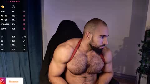 Snapshot of musculusx chatting on October 17, 8:33 pm Musculus online show from October 17, 8:33 pm