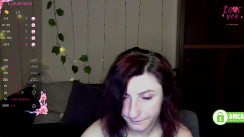 Snapshot of muse_kitty_jenia chatting on February 25, 9:57 pm Jenya online show from February 25, 9:57 pm