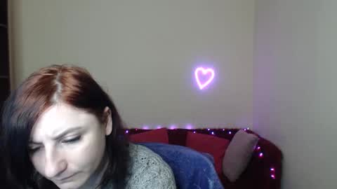 Jeneva online show from February 1, 6:28 pm