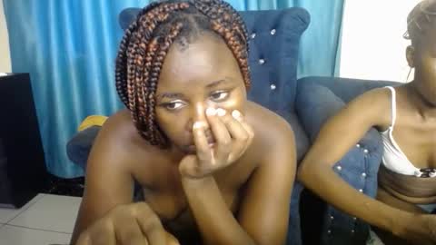 Snapshot of muse_melanin chatting on February 23, 7:50 am Milly online show from February 23, 7:50 am