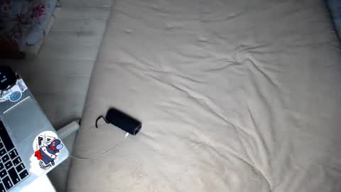 Snapshot of muse_online chatting on December 12, 5:04 pm Muse Ali  online show from December 12, 5:04 pm