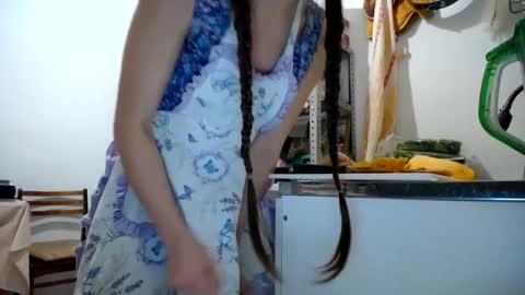 Snapshot of muse_online chatting on December 23, 2:39 pm Muse Ali  online show from December 23, 2:39 pm