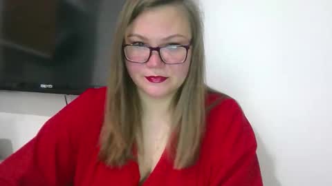 musechic_wild online show from March 1, 12:29 pm