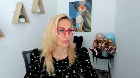Diana online show from May 28, 11:29 am