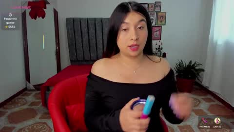 mushi_ online show from November 11, 7:03 pm