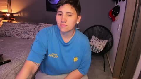 VALENTINA Luna  online show from April 15, 3:57 am