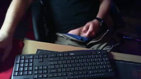 Snapshot of muso44 chatting on March 9, 9:24 am Muso online show from March 9, 9:24 am