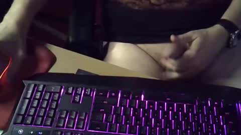 Snapshot of muso44 chatting on November 22, 9:58 pm Muso online show from November 22, 9:58 pm