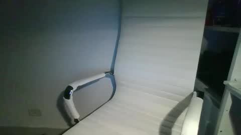 muzungu5 online show from April 17, 8:12 pm