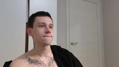 1x1 online show from October 24, 7:32 pm