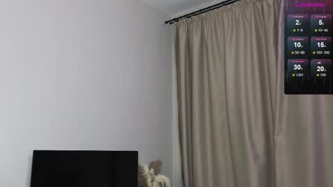 1x1 online show from November 18, 3:27 pm