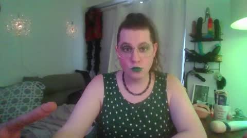 Snapshot of mxsissycharlotte chatting on July 20, 8:55 pm Mx Charlotte online show from July 20, 8:55 pm
