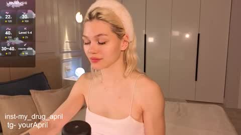 April online show from November 25, 4:07 pm