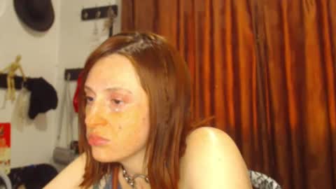     sara      i know you love me xoxox     online show from November 5, 2:50 pm