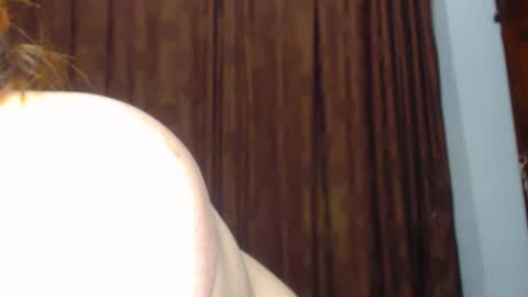     sara      i know you love me xoxox     online show from February 3, 8:19 am