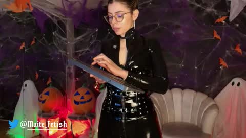 Maite online show from October 26, 11:05 am