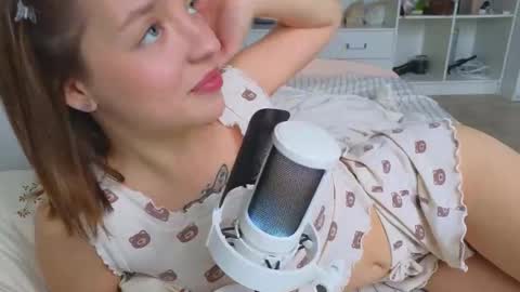  MIA  I will be here Monday Wednesday Thursday Saturday online show from December 1, 9:14 am