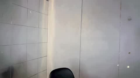 Snapshot of my_other_half chatting on October 21, 6:47 am Serena online show from October 21, 6:47 am