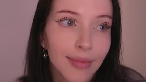 STELLA online show from December 4, 5:21 pm